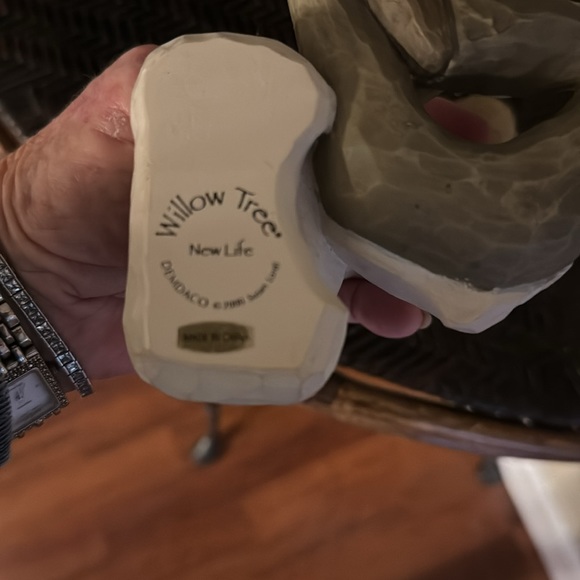 Willow Tree new life sculpture.  Pre owned - Picture 5 of 5